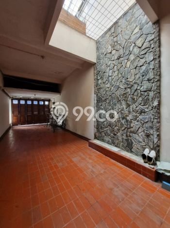 Rumah di Pejaten, Area Asri, 5 KT Rumah di Pejaten, Area Asri, 5 KT