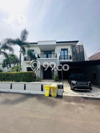 For Sale! Luxury House LT 685m2 Desain Elegan di Cipete For Sale! Luxury House LT 685m2 Desain Elegan di Cipete