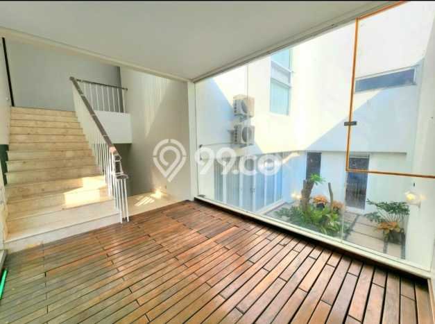 KESEMPATAN TERBAIK! Rumah area Pejaten, 3 KM, Siap Huni, LT 205m2m² LB 400m2m² KESEMPATAN TERBAIK! Rumah area Pejaten, 3 KM, Siap Huni, LT 205m2m² LB 400m2m²