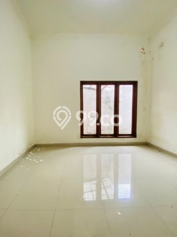 Rumah di Tebet, 5 KT, Konsep Minimalis, LT 225m² Bangunan 250m² Rumah di Tebet, 5 KT, Konsep Minimalis, LT 225m² Bangunan 250m²