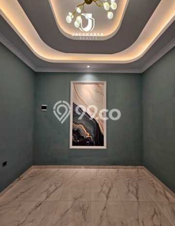 For Sale Rumah Mewah Exclusive di Jagakarsa, Jakarta Selatan For Sale Rumah Mewah Exclusive di Jagakarsa, Jakarta Selatan