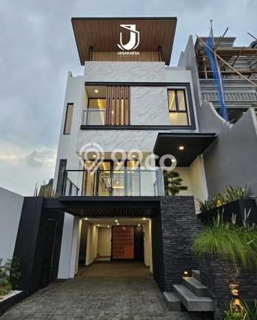 For Sale Rumah Mewah Exclusive di Jagakarsa, Jakarta Selatan For Sale Rumah Mewah Exclusive di Jagakarsa, Jakarta Selatan