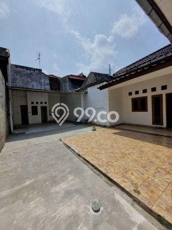 HUNIAN EKSKLUSIF! Rumah di Jagakarsa, 2 KM, Konsep Modern, LT 300m² Bangunan 250m² HUNIAN EKSKLUSIF! Rumah di Jagakarsa, 2 KM, Konsep Modern, LT 300m² Bangunan 250m²