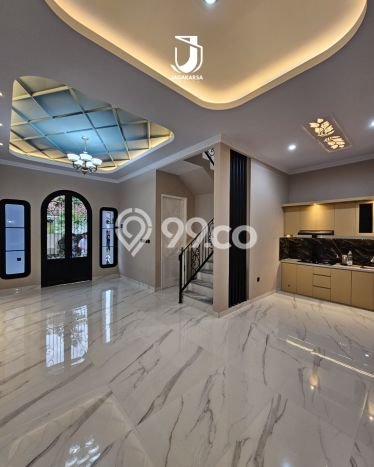 Rumah Strategis Modern Lb 140m2 di Jagakarsa, Jakarta Selatan Rumah Strategis Modern Lb 140m2 di Jagakarsa, Jakarta Selatan