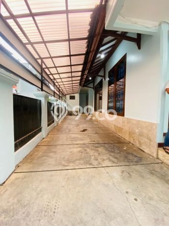 Rumah area Tebet, 3 KM, Konsep Modern, Luas 186m² LB 250m² Rumah area Tebet, 3 KM, Konsep Modern, Luas 186m² LB 250m²