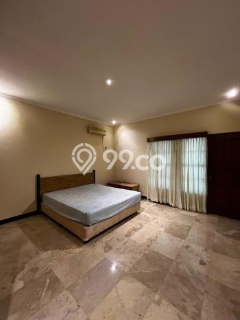 Disewakan Cepat Rumah Kondisi Baik di Area Pondok Indah, Jakarta Selatan Disewakan Cepat Rumah Kondisi Baik di Area Pondok Indah, Jakarta Selatan