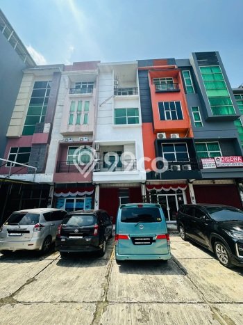Unit Ruko Paling Strategis di Pasar Minggu Jakarta Selatan dengan LB 400m2 Unit Ruko Paling Strategis di Pasar Minggu Jakarta Selatan dengan LB 400m2