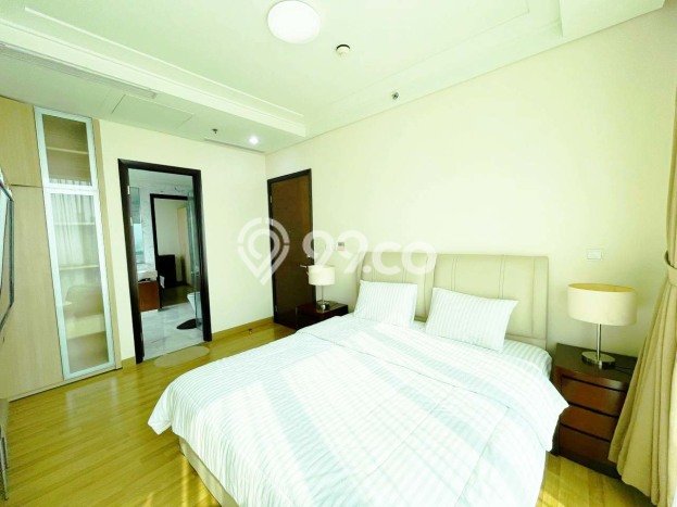 Apartemen Disewakan 3 Kamar Hemat Siap Huni di Jakarta Selatan, Luas 159m2 Apartemen Disewakan 3 Kamar Hemat Siap Huni di Jakarta Selatan, Luas 159m2