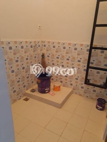 Rumah Luas Asri 2 KT Siap Pakai di Alam Sutera Tangerang Rumah Luas Asri 2 KT Siap Pakai di Alam Sutera Tangerang