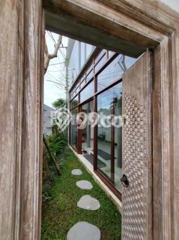 SEWA! Vila di , Luas 166m2m², Dekat Mudah Fasilitas Umum SEWA! Vila di , Luas 166m2m², Dekat Mudah Fasilitas Umum