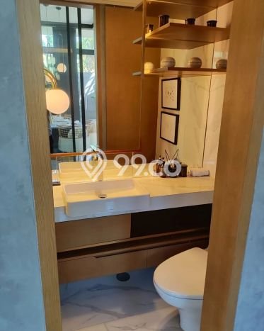 Rumah Mewah LB 157m2 Siap Huni Desain Elegan di Lippo Karawaci, Tangerang Rumah Mewah LB 157m2 Siap Huni Desain Elegan di Lippo Karawaci, Tangerang
