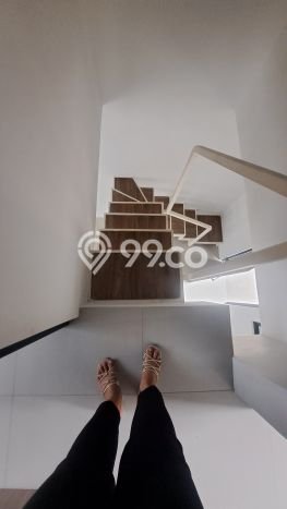 Disewakan Rumah Murah di Gading Serpong Tangerang dengan 3 KT Disewakan Rumah Murah di Gading Serpong Tangerang dengan 3 KT