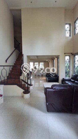 Rumah Elit LB 200m2 Siap Huni Desain Elegan di Lippo Karawaci, Tangerang Rumah Elit LB 200m2 Siap Huni Desain Elegan di Lippo Karawaci, Tangerang