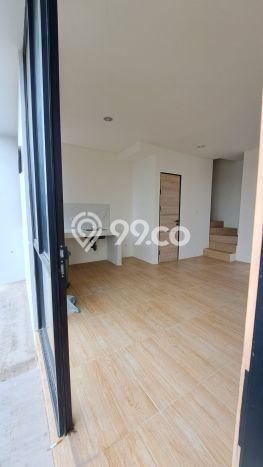 Dijual Rumah Eksklusif 2 KT di Gading Serpong, Tangerang Dijual Rumah Eksklusif 2 KT di Gading Serpong, Tangerang