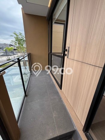 For Sale Hunian Rumah Terawat 4 KT di Gading Serpong, Tangerang For Sale Hunian Rumah Terawat 4 KT di Gading Serpong, Tangerang
