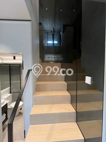 Rumah Elit Modern Tanpa Renovasi di Lippo Karawaci Tangerang Rumah Elit Modern Tanpa Renovasi di Lippo Karawaci Tangerang