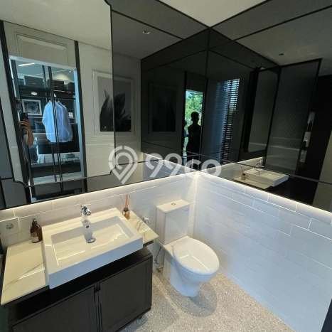 Rumah Elit Modern Tanpa Renovasi di Lippo Karawaci Tangerang Rumah Elit Modern Tanpa Renovasi di Lippo Karawaci Tangerang