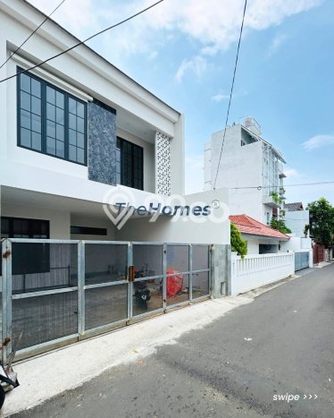 Siap Huni Hunian Elit 4 Kamar di Tebet Dekat ke Mana Pun Siap Huni Hunian Elit 4 Kamar di Tebet Dekat ke Mana Pun