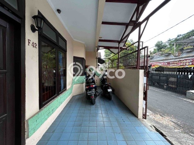 Rumah Modern Minimalis 4 KT Bisa Langsung Pindah di Tebet Rumah Modern Minimalis 4 KT Bisa Langsung Pindah di Tebet