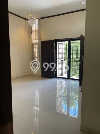 Siap Huni Hunian Elit 5 Kamar di Medan Polonia Dekat ke Mana Pun Siap Huni Hunian Elit 5 Kamar di Medan Polonia Dekat ke Mana Pun