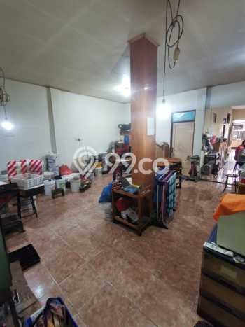 FOR SALE Kost 16 Kamar, 6 Kamar Mandi di Kebon Jeruk, Jakarta Barat, Luas 250m2 FOR SALE Kost 16 Kamar, 6 Kamar Mandi di Kebon Jeruk, Jakarta Barat, Luas 250m2