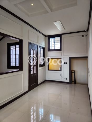 Jual Rumah Luas Elegan Dengan View Cantik di Pondok Bambu, Jakarta Timur Jual Rumah Luas Elegan Dengan View Cantik di Pondok Bambu, Jakarta Timur