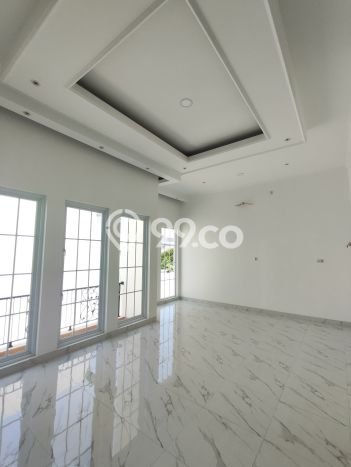 Rumah Elit Modern Tanpa Renovasi di Kayu Putih Jakarta Timur Rumah Elit Modern Tanpa Renovasi di Kayu Putih Jakarta Timur