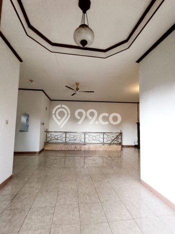 Rumah Luxury Modern Tanpa Renovasi di Pondok Kelapa Jakarta Timur Rumah Luxury Modern Tanpa Renovasi di Pondok Kelapa Jakarta Timur