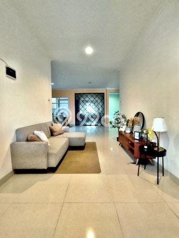 Rumah Minimalis 3 KT di Cibubur Bekasi Semi Furnished Rumah Minimalis 3 KT di Cibubur Bekasi Semi Furnished