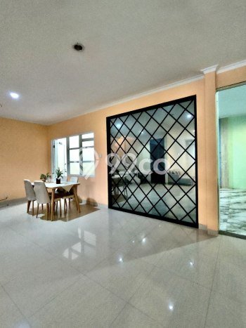 Rumah Minimalis 3 KT di Cibubur Bekasi Semi Furnished Rumah Minimalis 3 KT di Cibubur Bekasi Semi Furnished