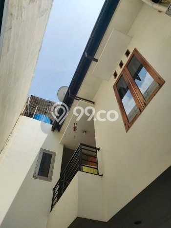 For Sale! Luxury House LT 198m2 Desain Elegan di Jatiwaringin For Sale! Luxury House LT 198m2 Desain Elegan di Jatiwaringin
