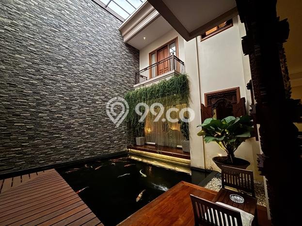 Rumah Mewah LB 1000m2 Siap Huni Desain Elegan di Jaka Permai, Bekasi Rumah Mewah LB 1000m2 Siap Huni Desain Elegan di Jaka Permai, Bekasi