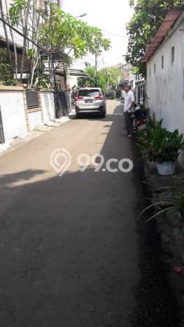 Rumah Elit Modern Tanpa Renovasi di Pulomas Jakarta Timur Rumah Elit Modern Tanpa Renovasi di Pulomas Jakarta Timur