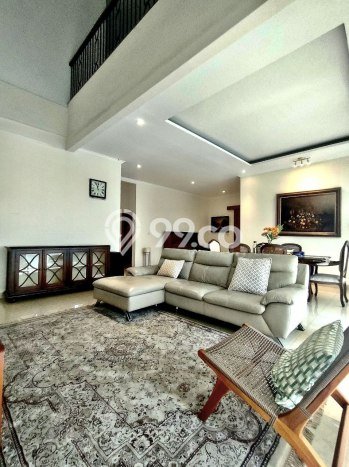 Ready to Use! Luxury House LT 300m2 Desain Modern di Cibubur Ready to Use! Luxury House LT 300m2 Desain Modern di Cibubur