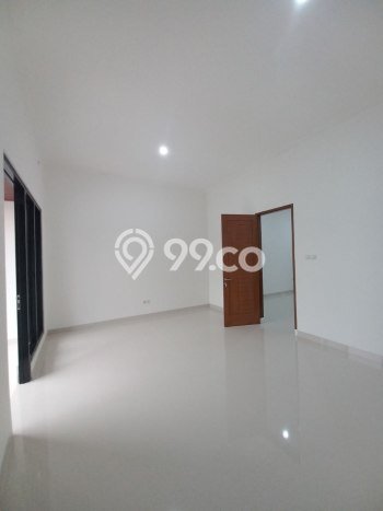 Rumah Elit LB 160m2 Siap Pakai Desain Elegan di Pondok Kelapa, Jakarta Timur Rumah Elit LB 160m2 Siap Pakai Desain Elegan di Pondok Kelapa, Jakarta Timur
