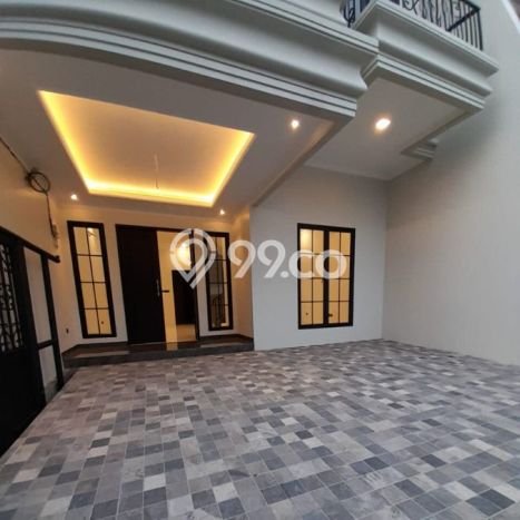 Rumah Mewah LB 250m2 Siap Huni Desain Elegan di Pondok Bambu, Jakarta Timur Rumah Mewah LB 250m2 Siap Huni Desain Elegan di Pondok Bambu, Jakarta Timur