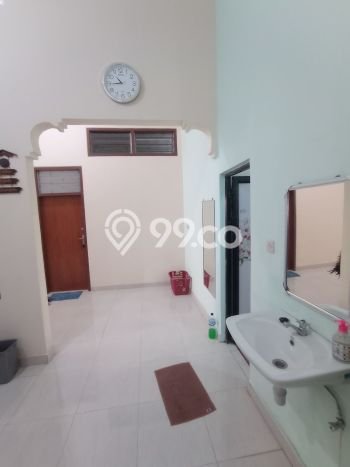 Jarang Ada! Rumah Sewa 6 Kamar Bagus Siap Huni Danginpuri Kaja Jarang Ada! Rumah Sewa 6 Kamar Bagus Siap Huni Danginpuri Kaja