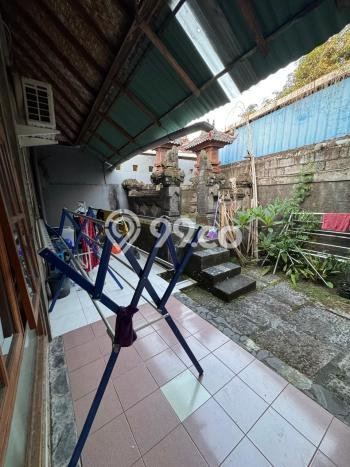 Rumah Modern 5 Kamar LT 222m2 di Kerobokan Kaja Rumah Modern 5 Kamar LT 222m2 di Kerobokan Kaja