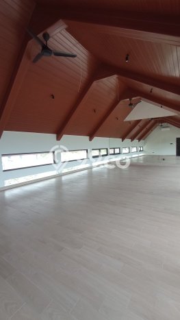 For Rent Vila Strategis di , Area 0m2m², Lokasi Berkualitas For Rent Vila Strategis di , Area 0m2m², Lokasi Berkualitas
