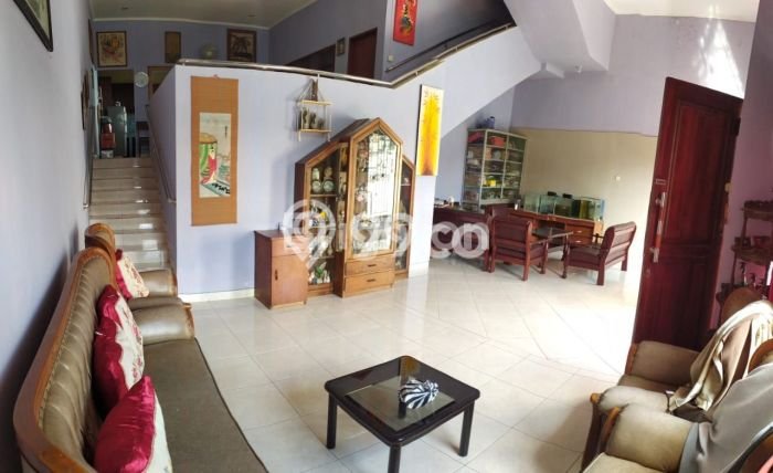 Rumah Mewah LB 260m2 Siap Pakai Desain Elegan di Padangsambian Kaja, Denpasar Rumah Mewah LB 260m2 Siap Pakai Desain Elegan di Padangsambian Kaja, Denpasar