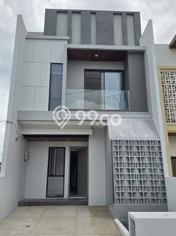 For Sale Hunian Rumah Terawat 5 KT di Surabaya Kota, Surabaya For Sale Hunian Rumah Terawat 5 KT di Surabaya Kota, Surabaya