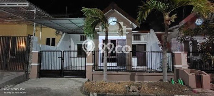 Dijual Rumah 3 Kamar Lokasi Ideal Bagus dan Strategis di Sidoarjo Dijual Rumah 3 Kamar Lokasi Ideal Bagus dan Strategis di Sidoarjo