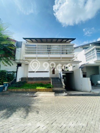 Sewa Rumah Murah di Kemang Jakarta Selatan Punya 3 Kamar Tidur Sewa Rumah Murah di Kemang Jakarta Selatan Punya 3 Kamar Tidur