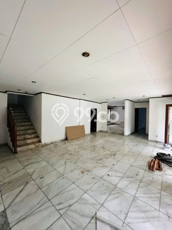 Disewakan Rumah Harga Terjangkau di Cipete Jakarta Selatan Punya 5 Kamar Tidur Disewakan Rumah Harga Terjangkau di Cipete Jakarta Selatan Punya 5 Kamar Tidur
