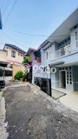 Jarang Ada! Rumah Kontrakan 4 Kamar Bagus Siap Huni Pejaten Jarang Ada! Rumah Kontrakan 4 Kamar Bagus Siap Huni Pejaten