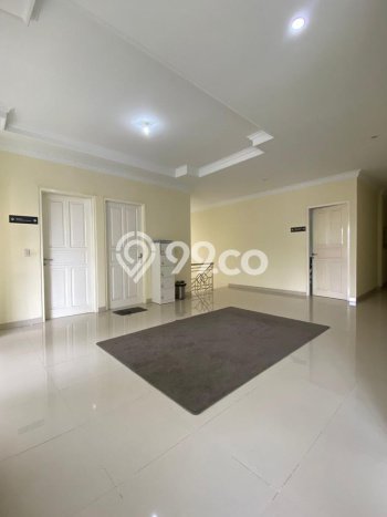 Siap Huni Hunian Elit 4 Kamar di Jagakarsa Dekat ke Mana Pun Siap Huni Hunian Elit 4 Kamar di Jagakarsa Dekat ke Mana Pun