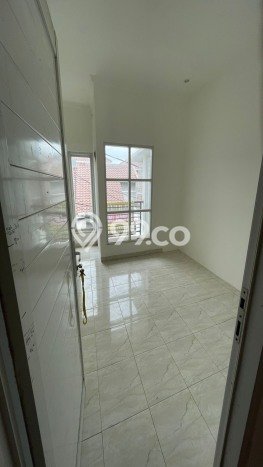 Lokasi terbaik! Rumah siap huni dikontrakkan di Jagakarsa LB 200m2 Lokasi terbaik! Rumah siap huni dikontrakkan di Jagakarsa LB 200m2