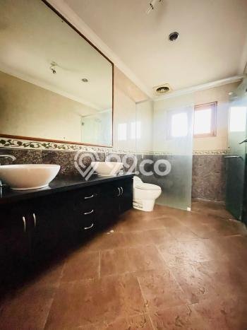 Jarang Ada! Rumah Sewa 5 Kamar Nyaman Siap Huni Pejaten Jarang Ada! Rumah Sewa 5 Kamar Nyaman Siap Huni Pejaten