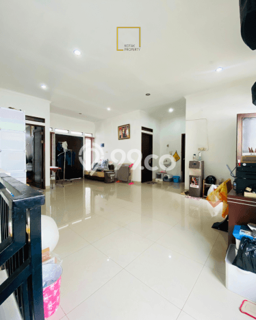 Ready to Use! Premium House LT 156m2 Desain Elegan di Pejaten Ready to Use! Premium House LT 156m2 Desain Elegan di Pejaten