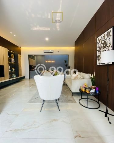 For Sale Rumah Mewah Exclusive di Pancoran, Jakarta Selatan For Sale Rumah Mewah Exclusive di Pancoran, Jakarta Selatan